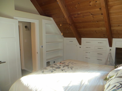 Upstairs back bedroom